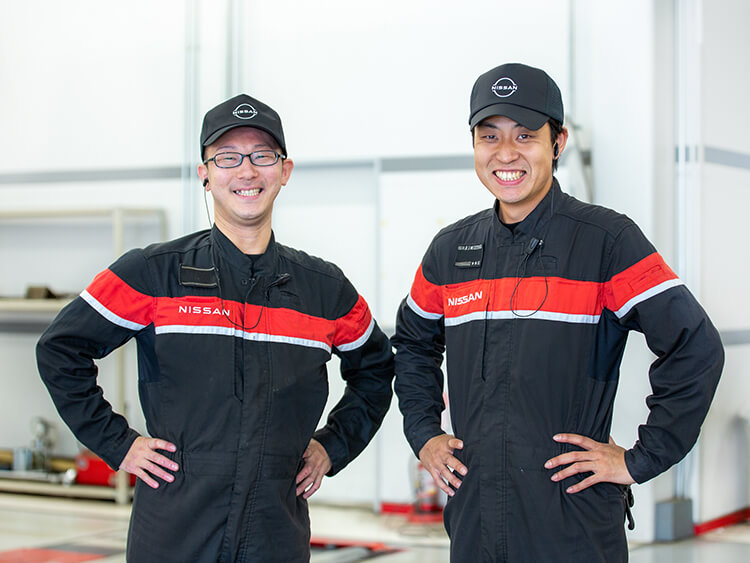 NISSAN 日産部販スタッフ 秋・冬用厚手ジャンパー 2 NISSAN 日産部販